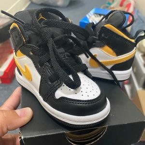 Jordan 1’s toddler